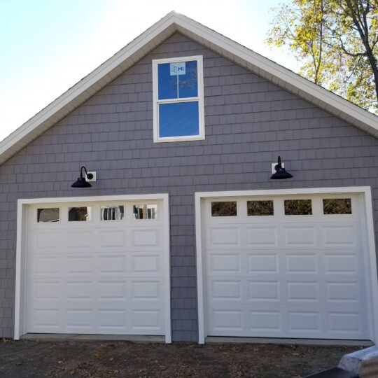 https://gcrenovationmaine.com/wp-content/uploads/2021/01/50943271_1222108384604474_1988523214703165440_o-540x540.jpg