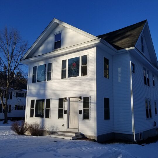 https://gcrenovationmaine.com/wp-content/uploads/2021/01/82230169_1512632142218762_2917077938459377664_o-540x540.jpg