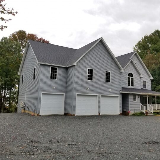 https://gcrenovationmaine.com/wp-content/uploads/2021/01/92569928_1597409610407681_9055553310819352576_o-540x540.jpg